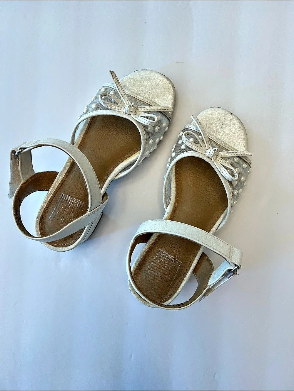 DV by Dolce Vita Goodwin Ankle Strap Sandal Pearl Ankle Strap Sandals White